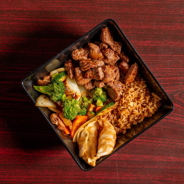 Lunch Hibachi Steak.